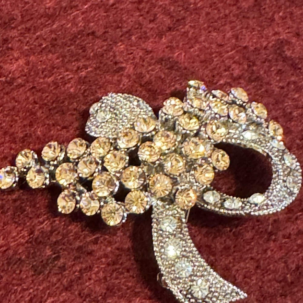 VTG 1980s signed ROM pink and white rhinestone bow brooch - Picture 5 of 10